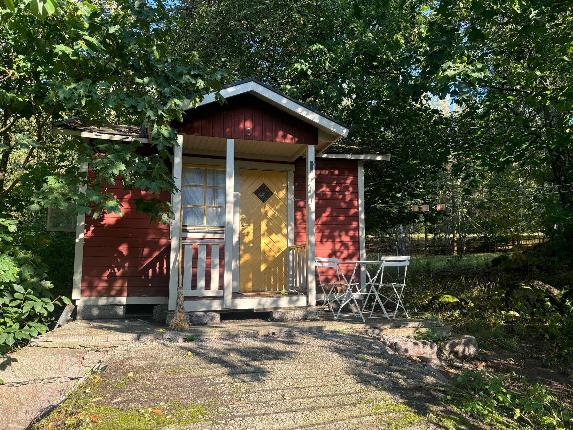 Arphus Lodge Эскильстуна Экстерьер фото
